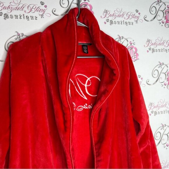 Victoria secret robe fleece soft cozy blanket style red writing on back - Picture 3 of 7